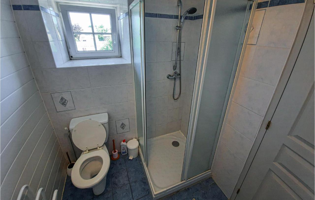 Amazing Apartment In Roz-Landrieux With Kitchen מראה חיצוני תמונה