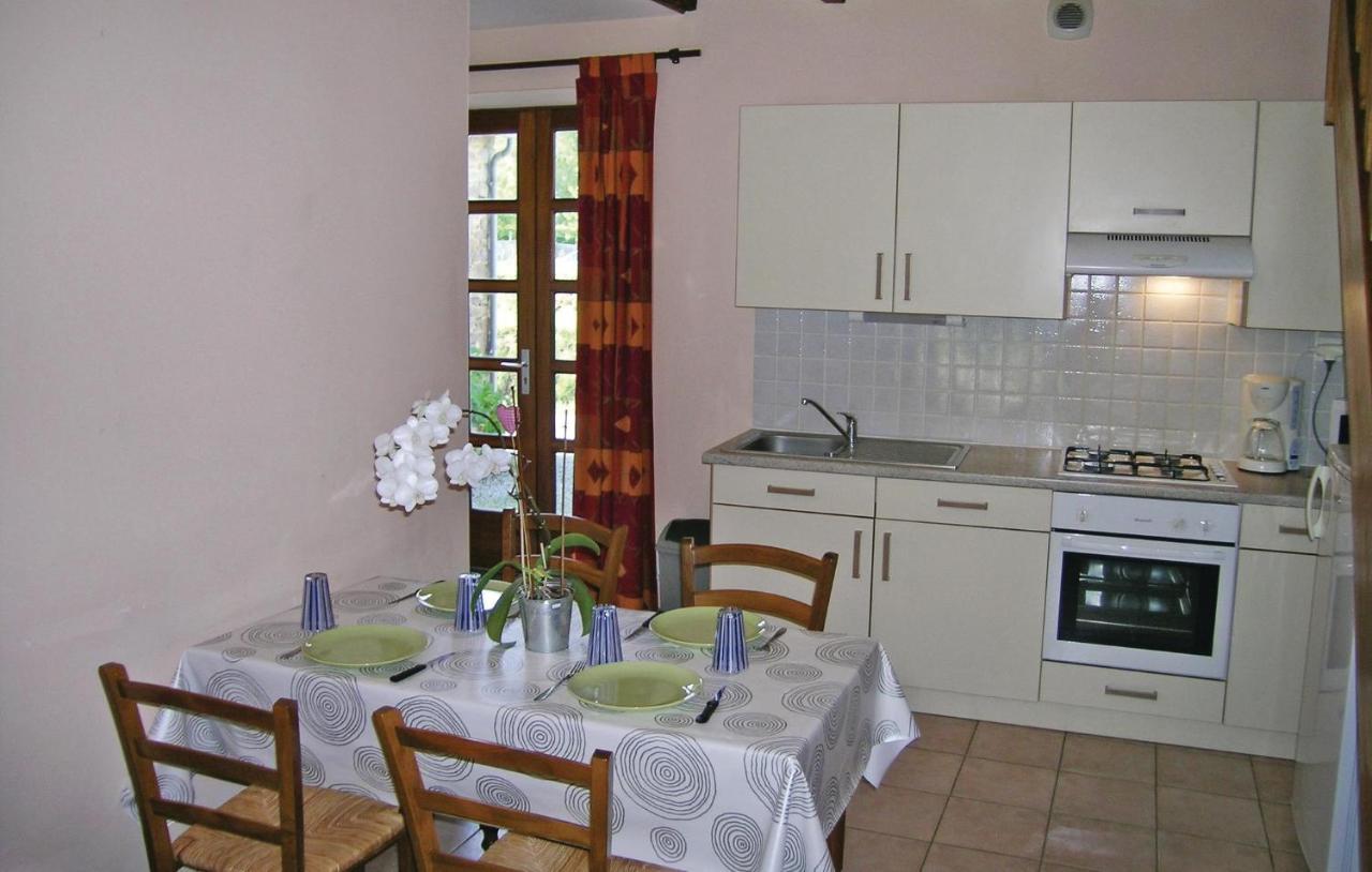 Amazing Apartment In Roz-Landrieux With Kitchen מראה חיצוני תמונה